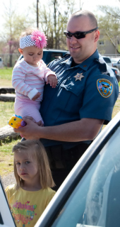 deputy and kids